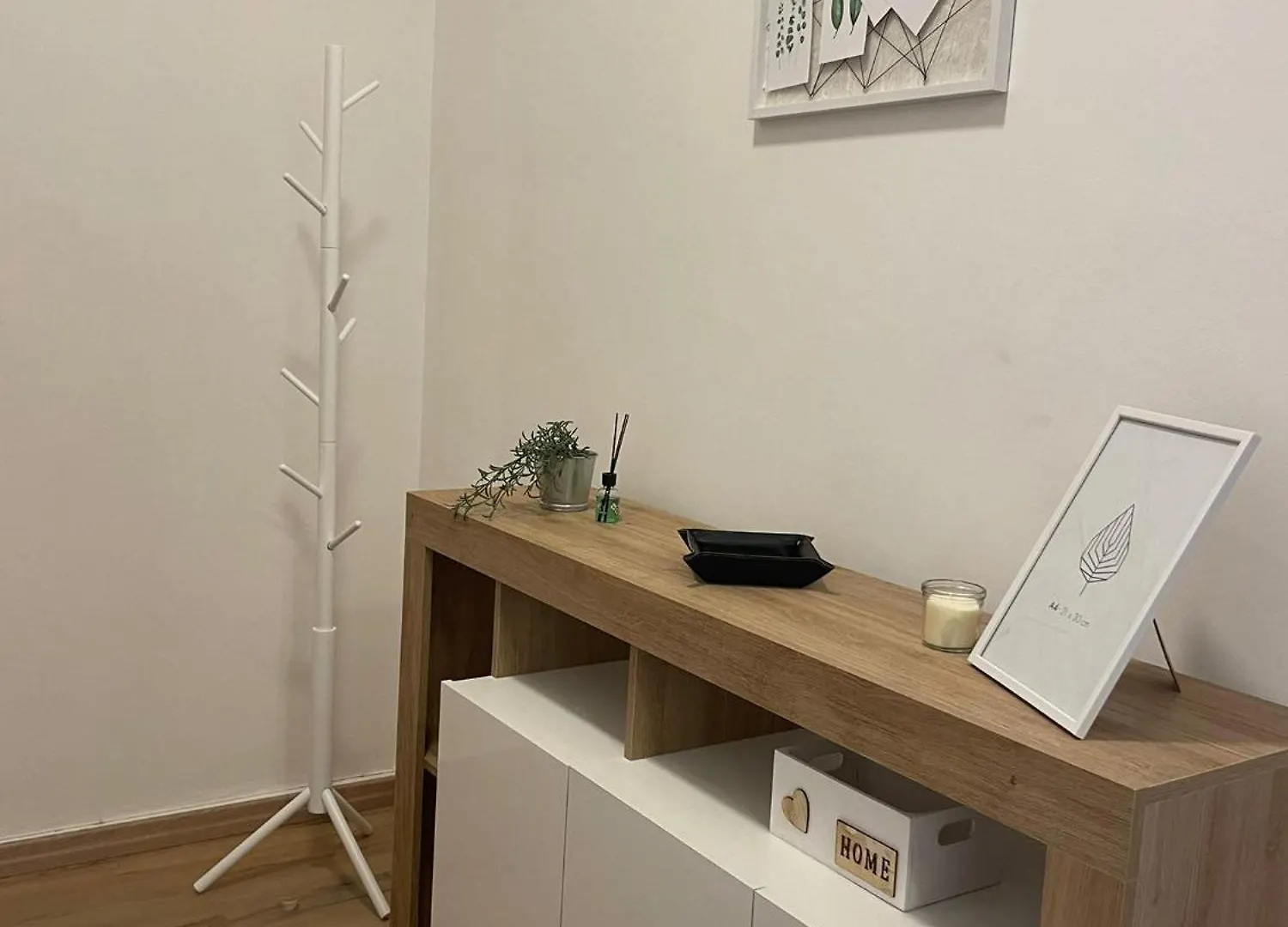 Joy House - Roma Vaticano 0*, Rzym